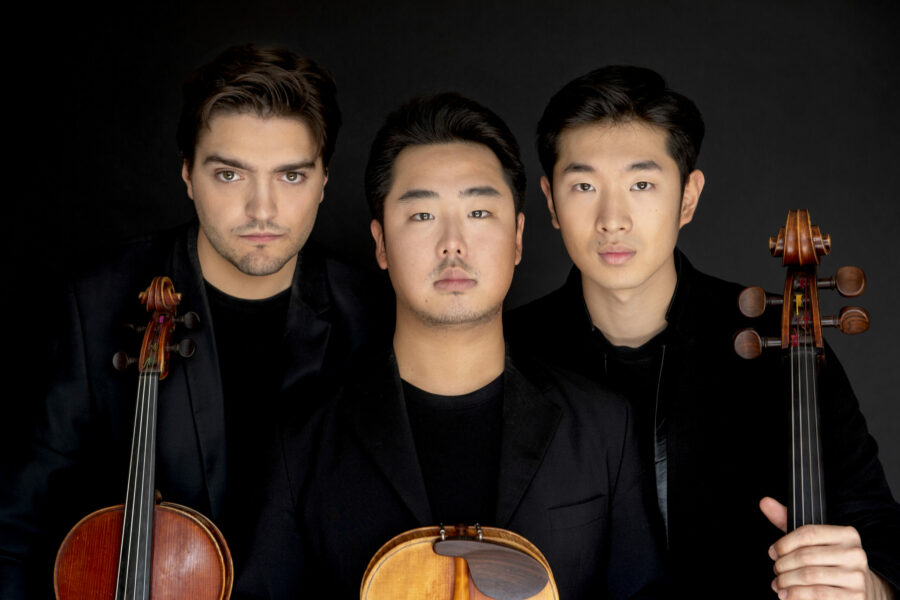 Trio Arnold 2 © Neda Nevae